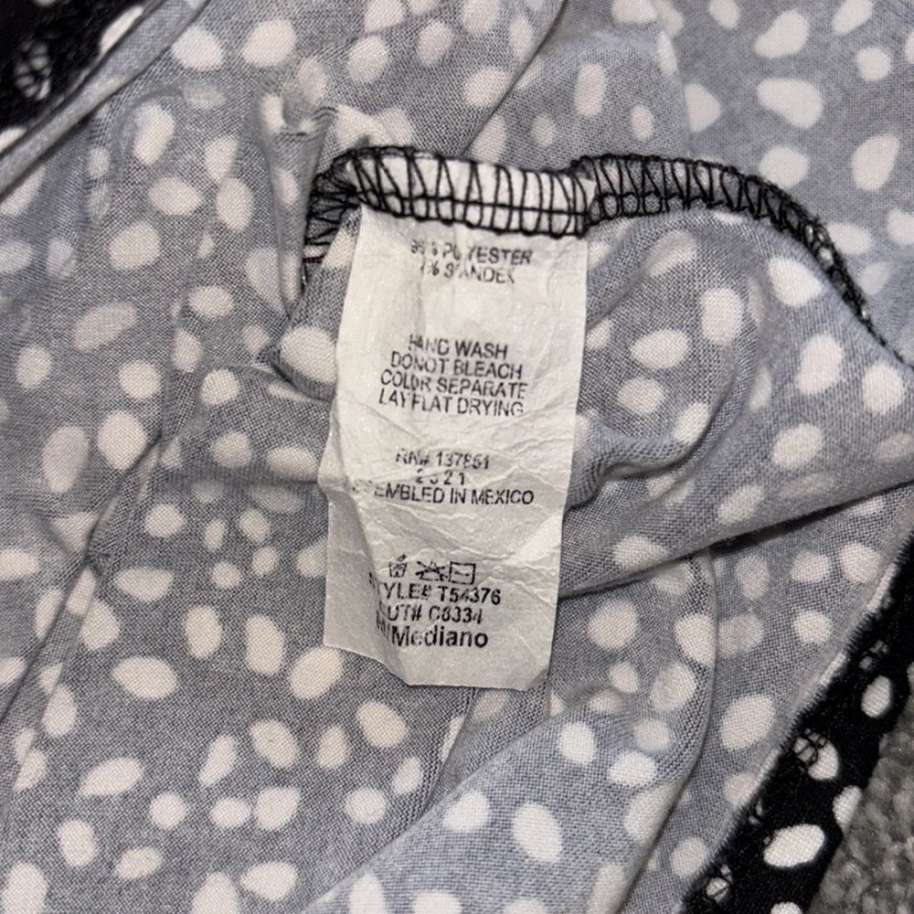 GAZE Black and White polka dots mini turtleneck long sleeve women’s size medium - Picture 7 of 7